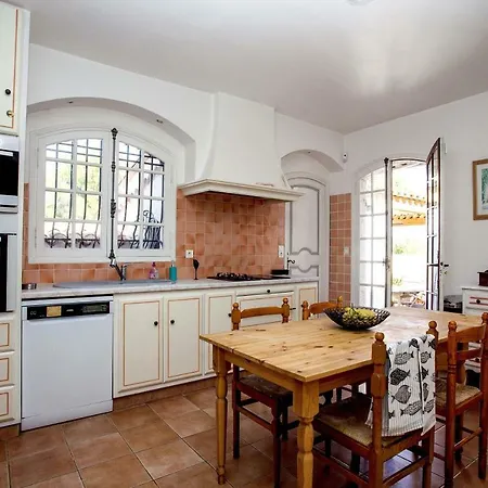 فيلة La Bastide Belle Vue