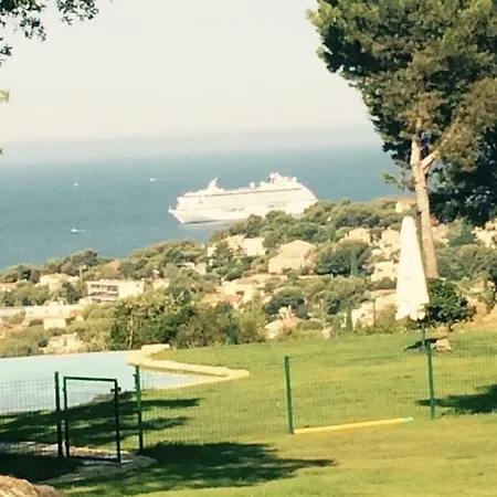 La Bastide Belle Vue فيلة *