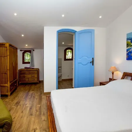 فيلة La Bastide Belle Vue